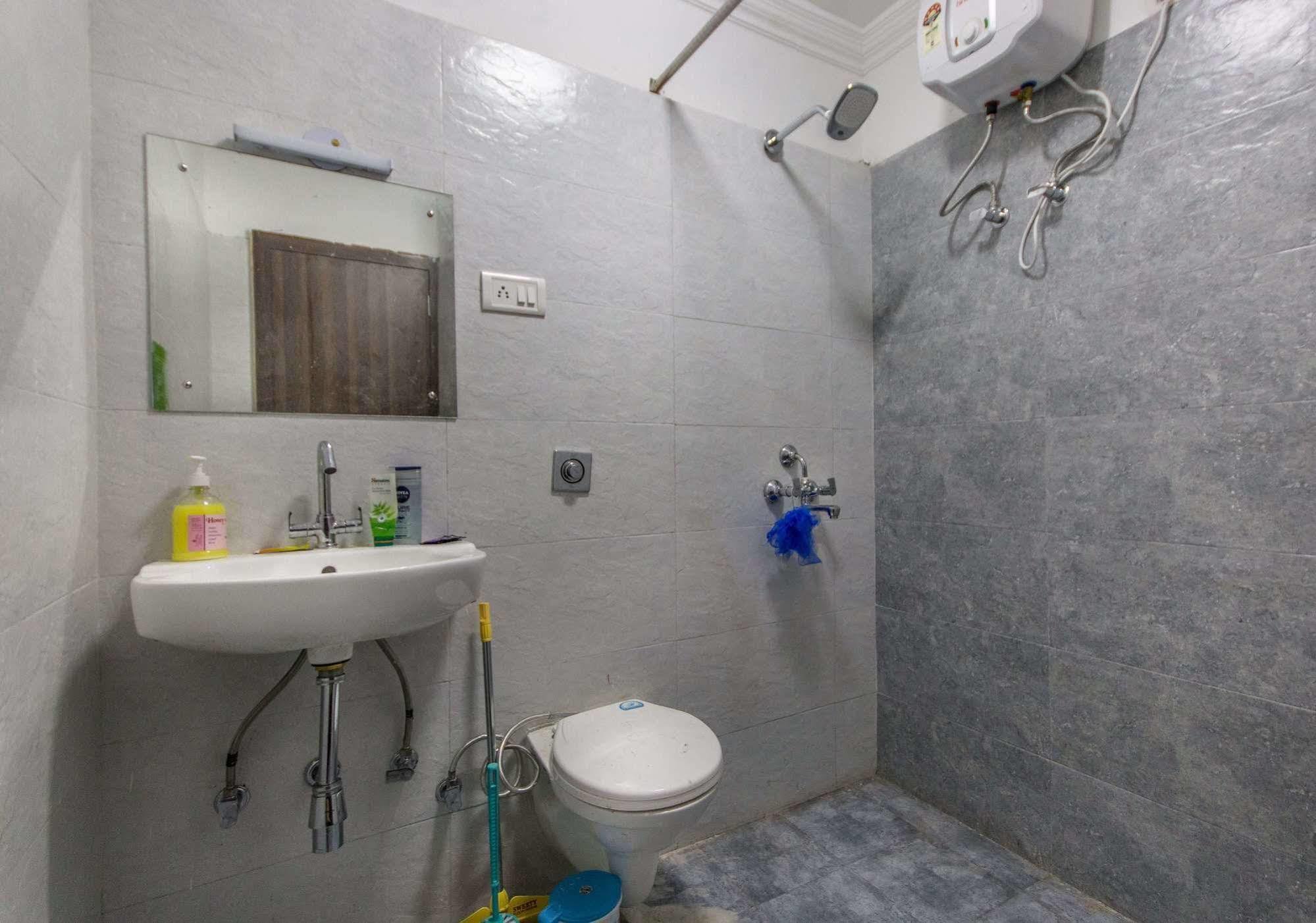 Bunk Hostel Delhi New Delhi Ngoại thất bức ảnh