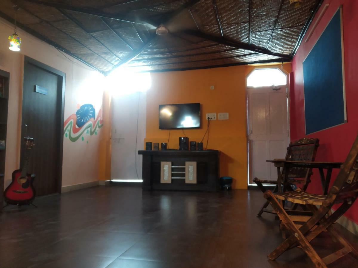 Bunk Hostel Delhi New Delhi Ngoại thất bức ảnh