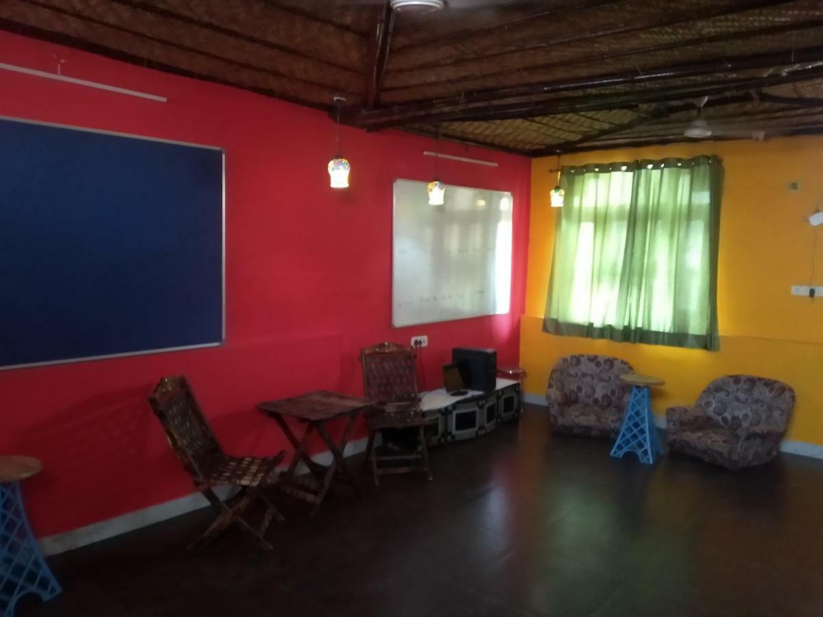 Bunk Hostel Delhi New Delhi Ngoại thất bức ảnh