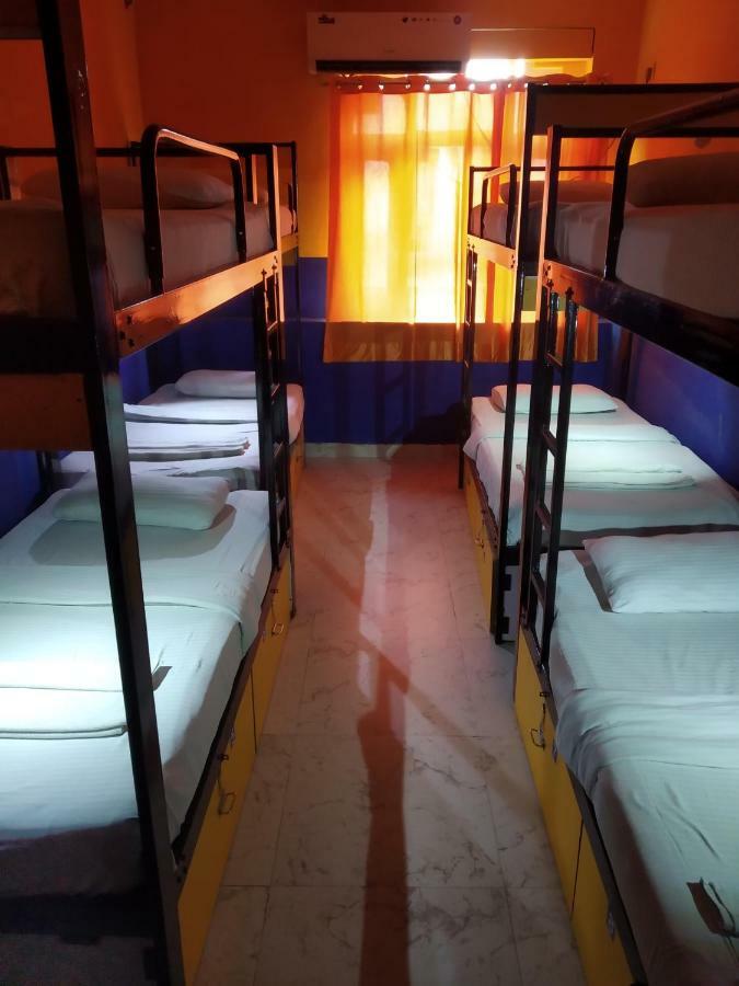 Bunk Hostel Delhi New Delhi Ngoại thất bức ảnh